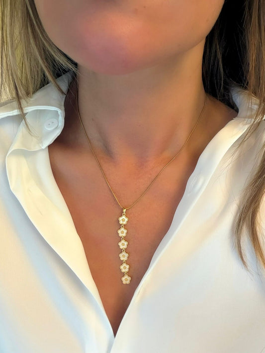 Sıralı Papatya Detay Kolye (Çelik)