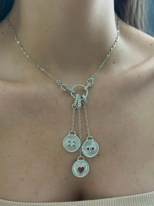 Charm Detaylı Şans Kolyesi (Çelik)