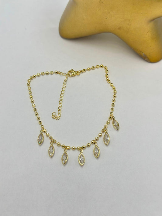 Geometrik Charm Detay Çelik Hal Hal