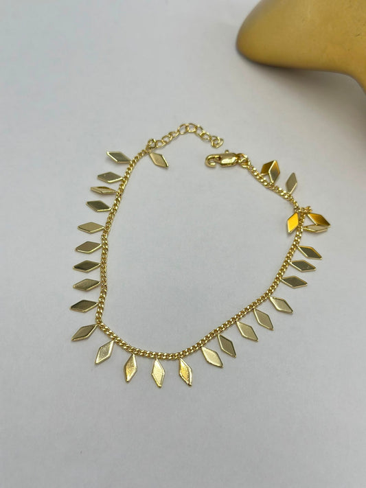 Charm Detay Çelik Hal Hal