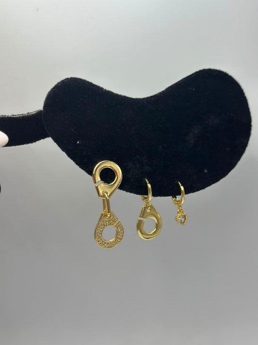 Kanca Detay Çelik Set Küpe