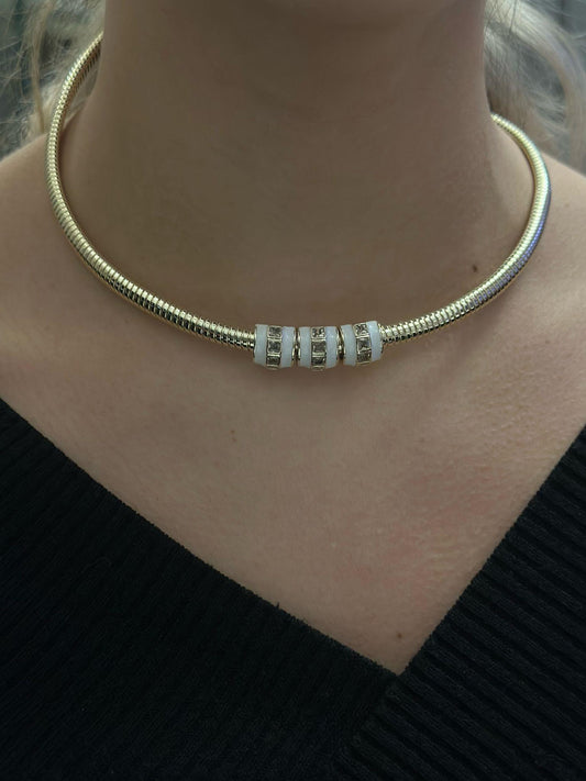 Beyaz Mineli Choker Kolye (Çelik)