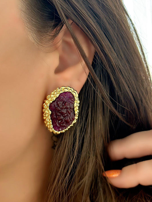 Bordo Renk Detaylı Gold Çerçeve Vintage Çelik Küpe