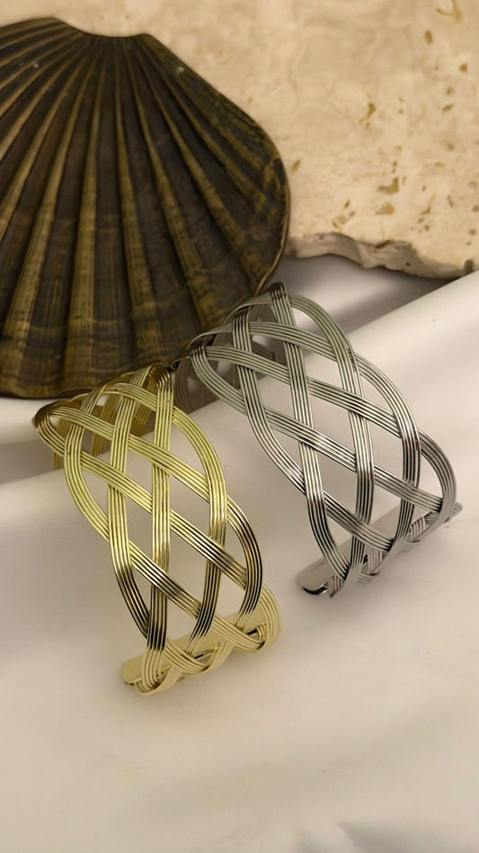 Çarpraz Detay Pirinç Kaplama Kelepçe