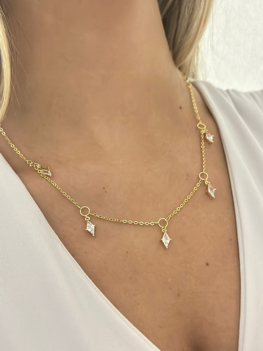 Charm Baget Taş Detay Çelik Kolye