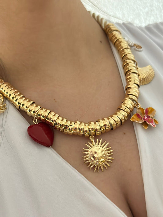 Charm Detaylı Renkli Zincir Kolye