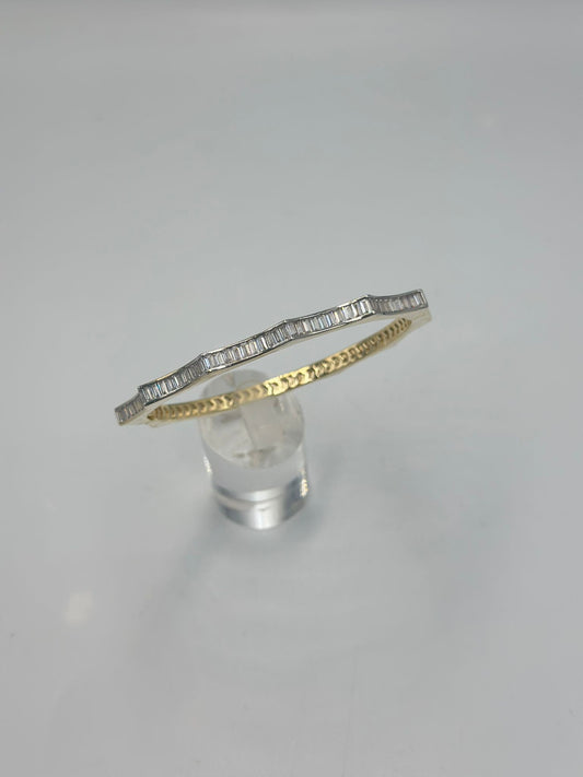 Çift Renk Baget Taş Detaylı Çelik Kelepçe