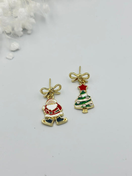 Fiyonk Ve Noel Baba Detay Premium Küpe
