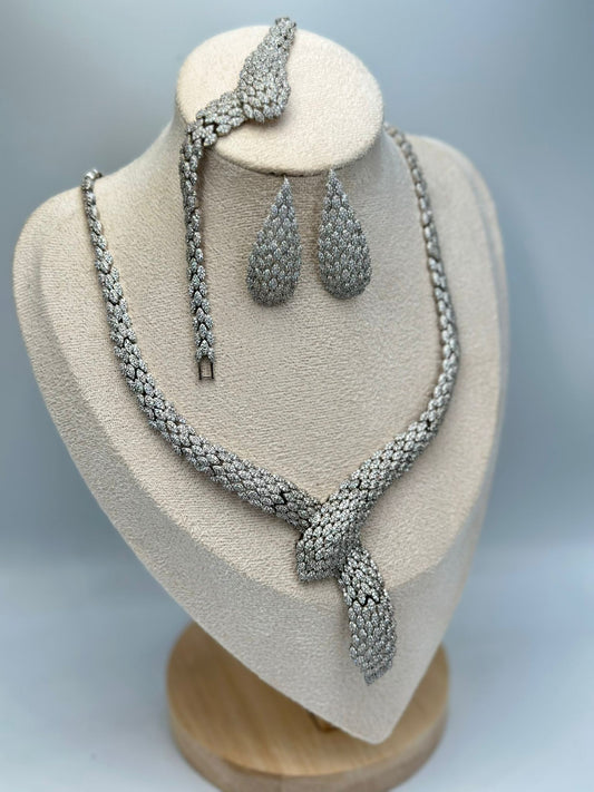 Full Zirkon Taş Detaylı Yılan Gümüş Kaplama Set Takı