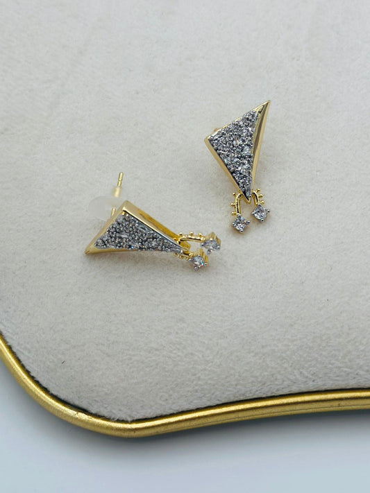 Geometrik Zirkon Taş Ve Sallantı Detay Küpe (Çelik)