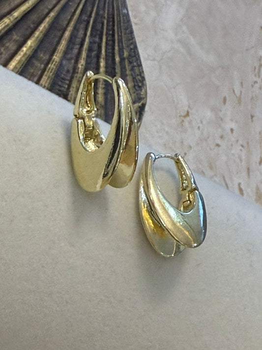 Gold Bombeli Plaka Oval Halka Küpe (pirinç kaplama)