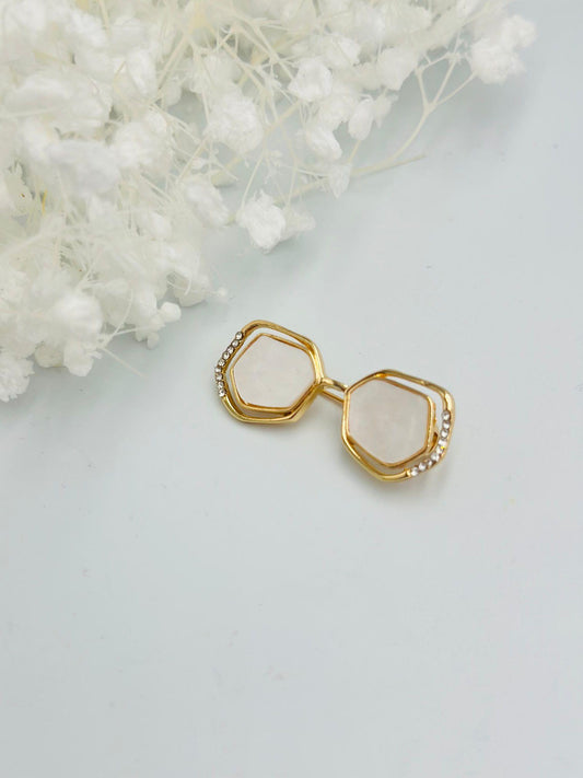 Gold Çerçeve Detay Minimal Gözlük Broş