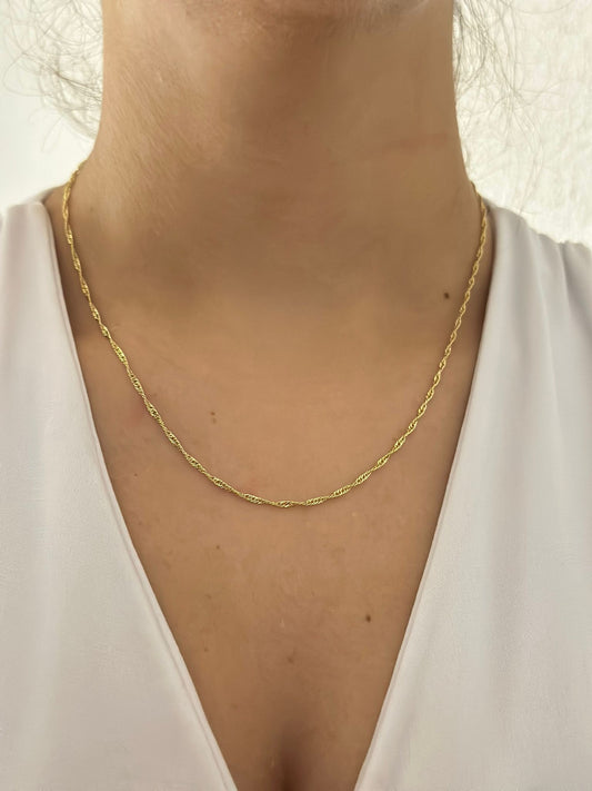 İnce Burgu Detaylı Gold Çelik Kolye