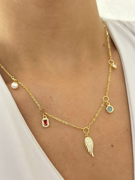 Kanat Charm Detaylı Çelik Kolye