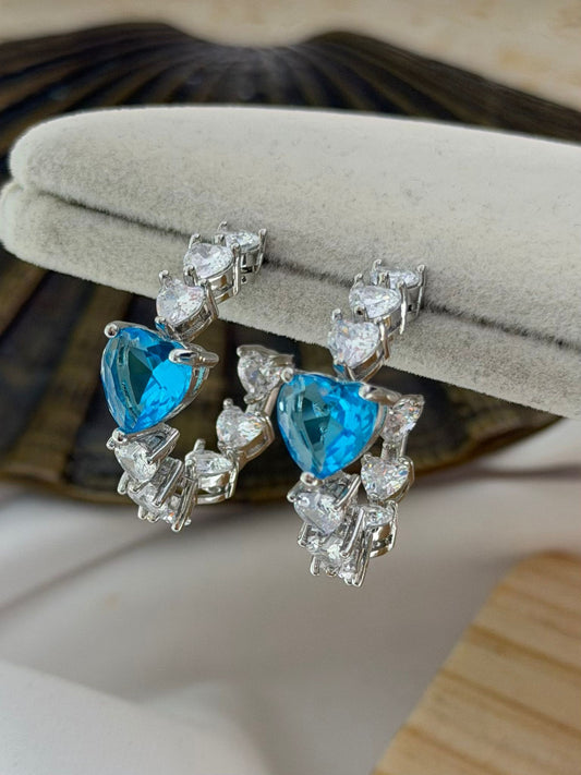 Mavi Kalp Detaylı Halka Küpe (Çelik)