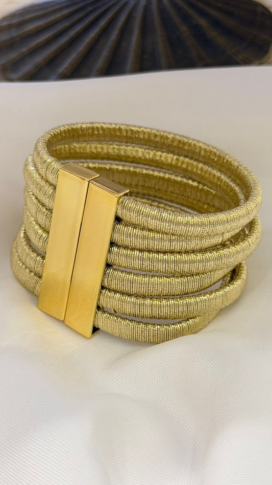 Mıknatıs Detay Çoklu Görünüm Bileklik (Pirinç Kaplama)