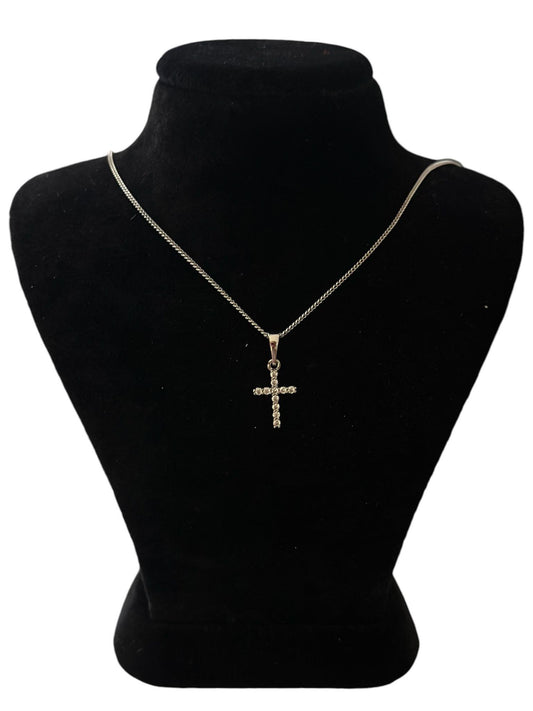 Minimal Zirkon Taş Detaylı Gümüş Kaplama Haç Kolye