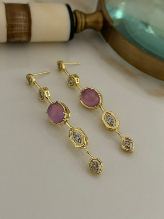 Opal Taş Ve Geometrik Detay Sallantılı Küpe