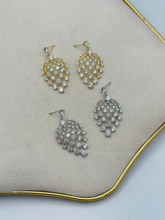 Tasarım Tek Taş Detay Sallantılı Altın Kaplama Küpe