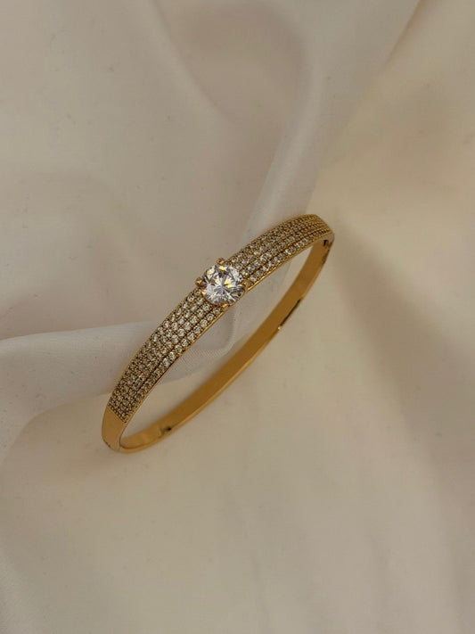 Tek Taş Detaylı Çelik Kelepçe