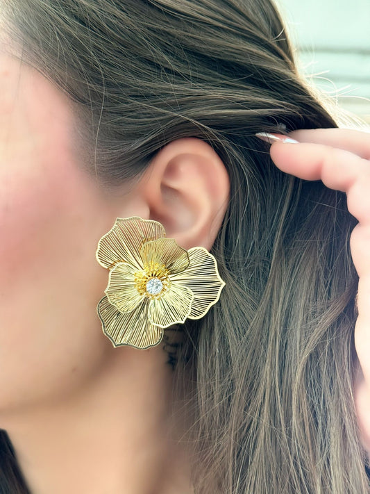 Tek Taş Detaylı Tel Çiçek Küpe