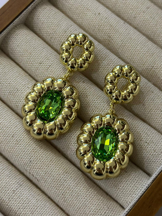 Yeşil Kristal Taş Detaylı Sallantılı Çelik Küpe