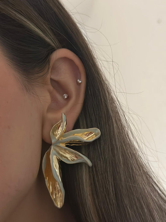 Yeşil Mineli Detay Premium Yaprak Küpe