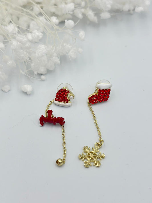 Zincir Detaylı Noel Premium Küpe