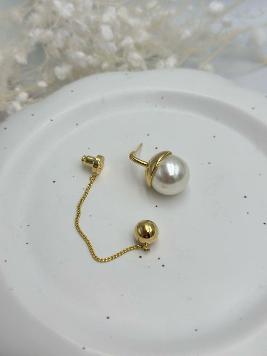 Zincir Ve Topçuk Detay Sallantılı Küpe (Gümüş Kaplama)