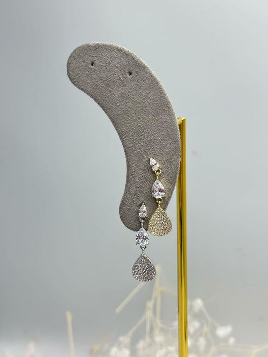 Zirkon Taş Detay Sallantılı Damla Küpe (Çelik)