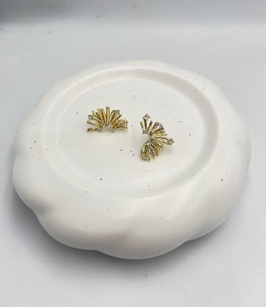 Zirkon Taş Detay Yelpaze Küpe