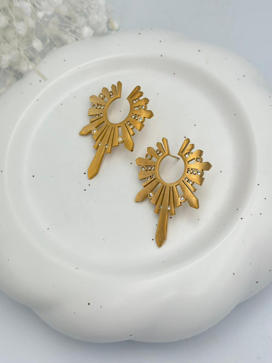 Zirkon Taş Detaylı Güneş Çelik Küpe