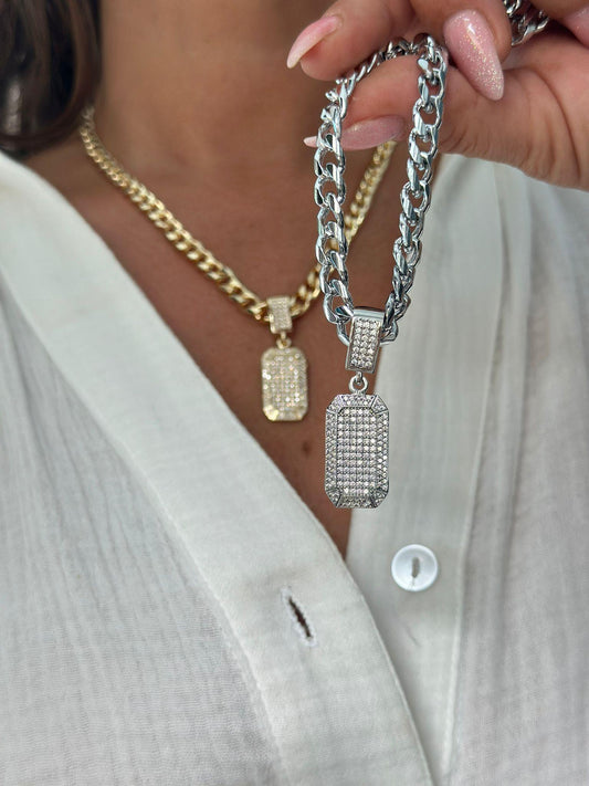 Zirkon Taş Detaylı Kare Kesim Çelik Kolye