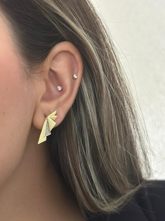 Zirkon Taş Detaylı Minimal Kanat Küpe (Çelik)