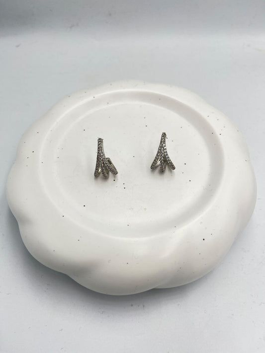 Zirkon Taş Detaylı Minimal Küpe