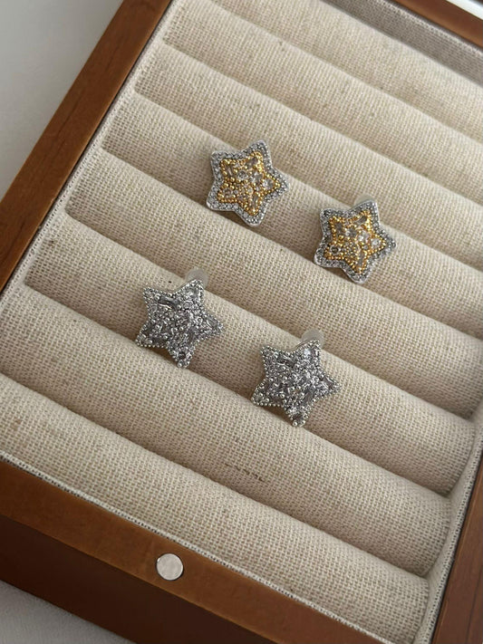 Zirkon Taş Detaylı Minimal Yıldız Küpe