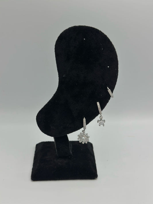 Zirkon Taş Detaylı Minimal Yıldız Set Küpe