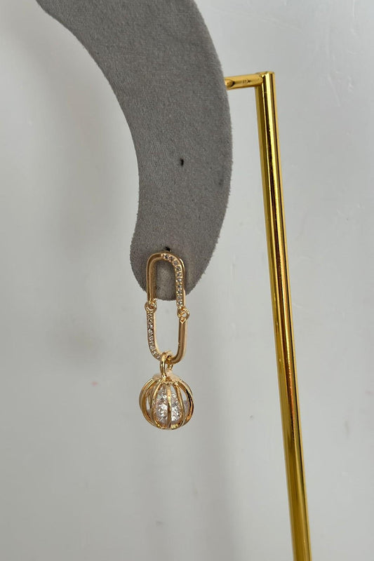 Zirkon Taş Detaylı Sallantılı Topçuk Küpe