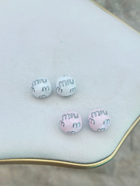 Zirkon Taş Detaylı Tombul Çelik Küpe