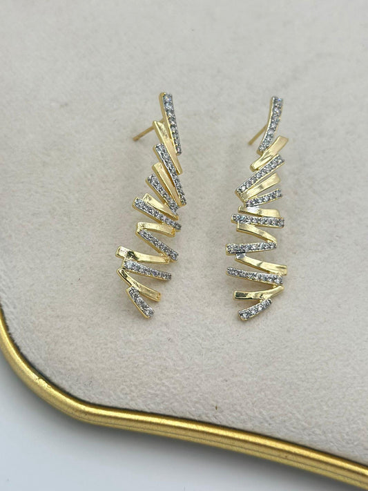 Zirkon Taş Detaylı Zik Zak Küpe (Çelik)