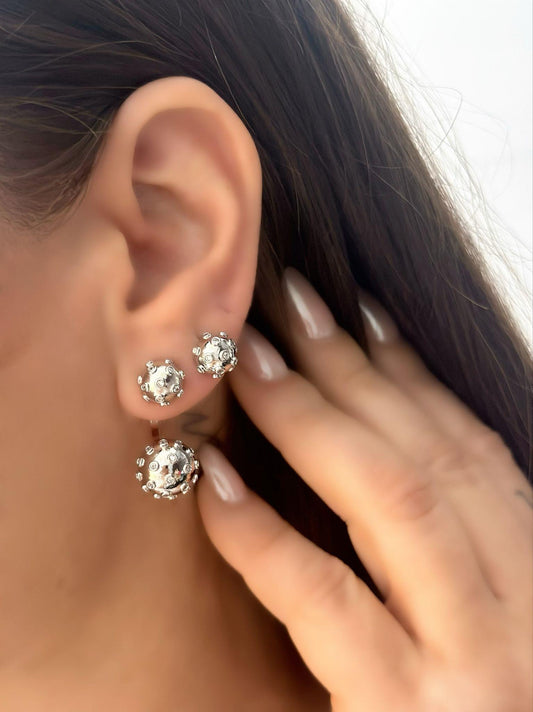 Zirkon Taş ve İkli Topçuk Detaylı Mininal Küpe