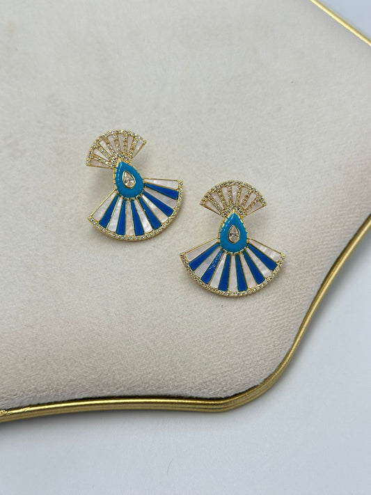 Zirkon Taş Ve Mavi Çizgi Tasarım Detay Küpe