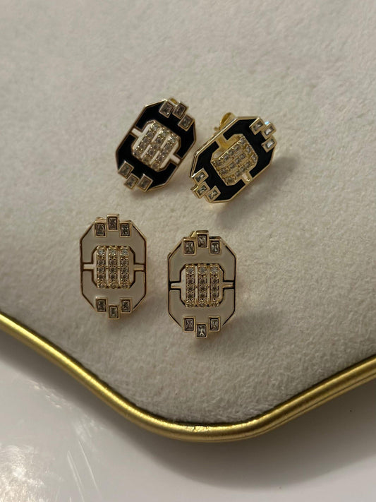 Zirkon Taş Ve Mineli Detay Çelik Küpe