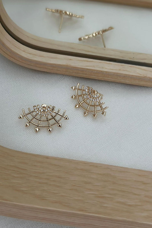 Zirkon Taş ve Örümcek Ağı Detaylı Minimal Küpe