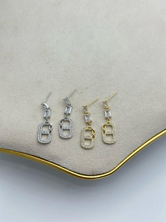 Zirkon Taş Ve Zincir Detaylı Minimal Çelik Küpe