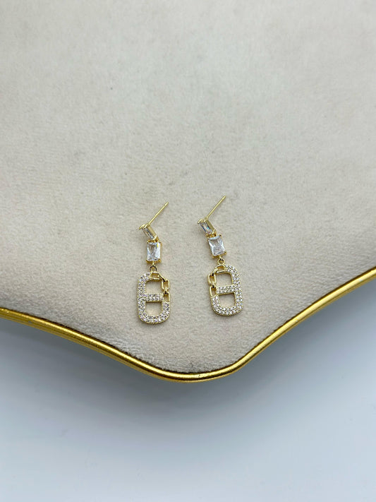 Zirkon Taş Ve Zincir Detaylı Minimal Çelik Küpe